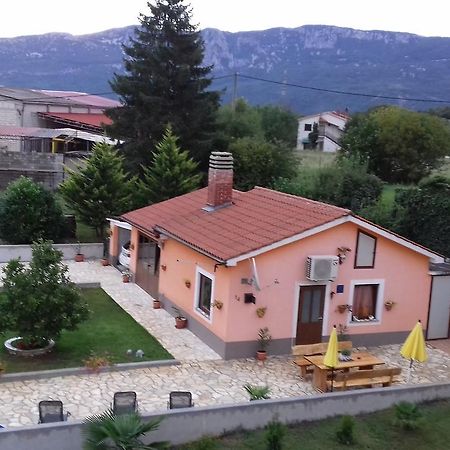 Holiday Home Izabela Kršan Exterior foto