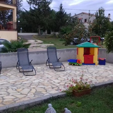 Holiday Home Izabela Kršan Exterior foto