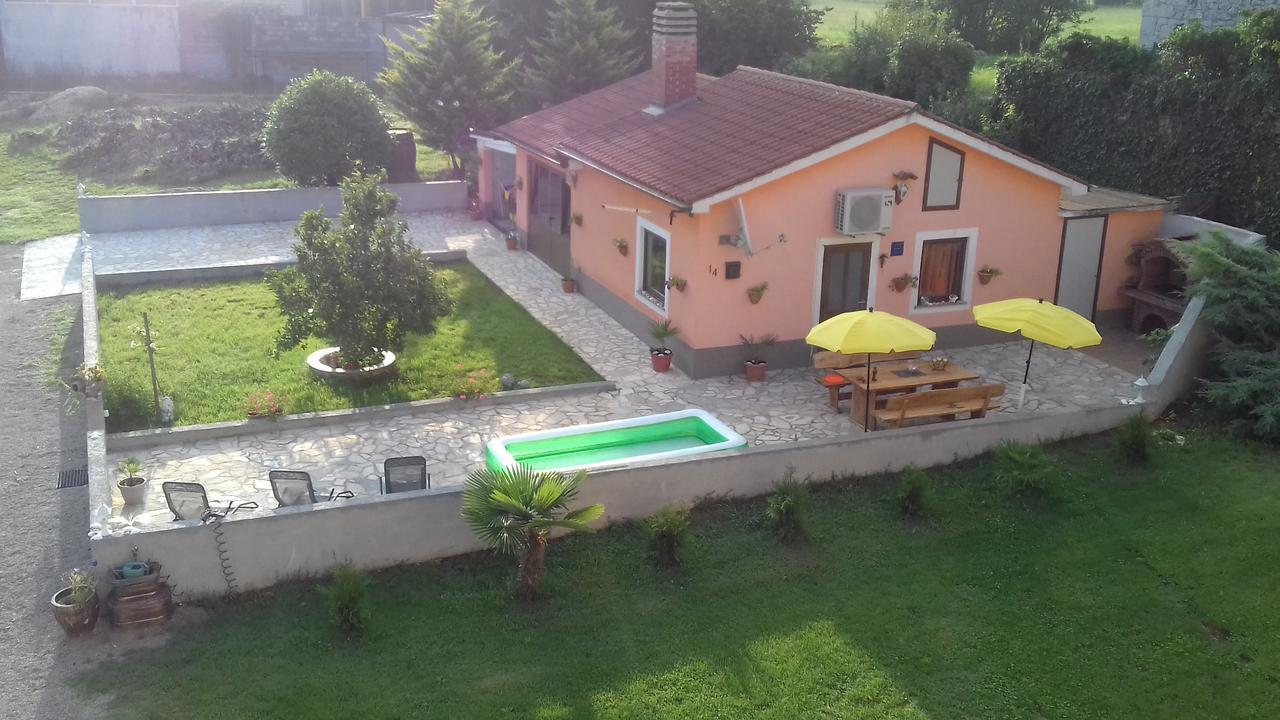 Holiday Home Izabela Kršan Exterior foto