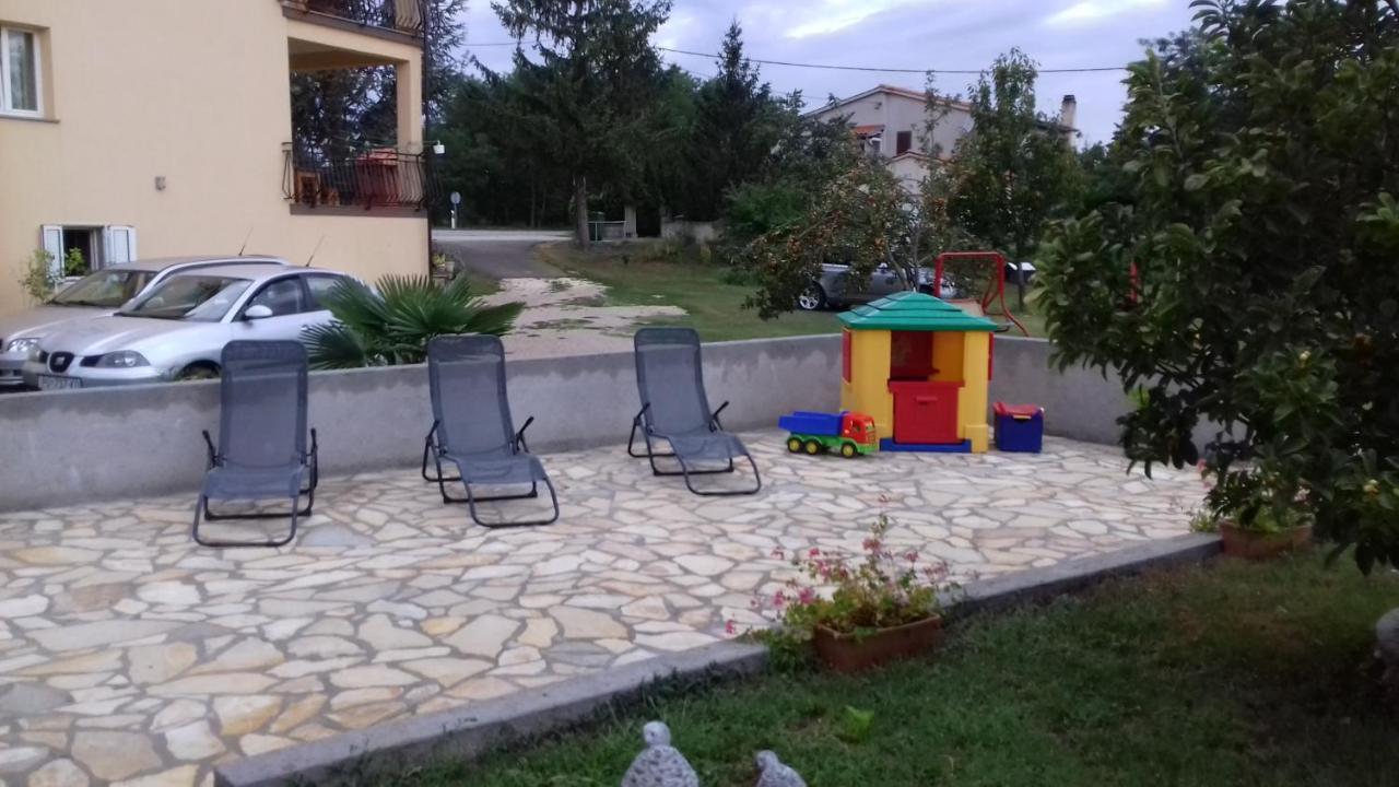 Holiday Home Izabela Kršan Exterior foto