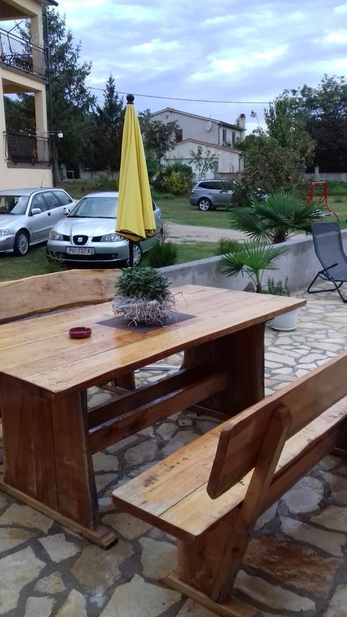 Holiday Home Izabela Kršan Exterior foto